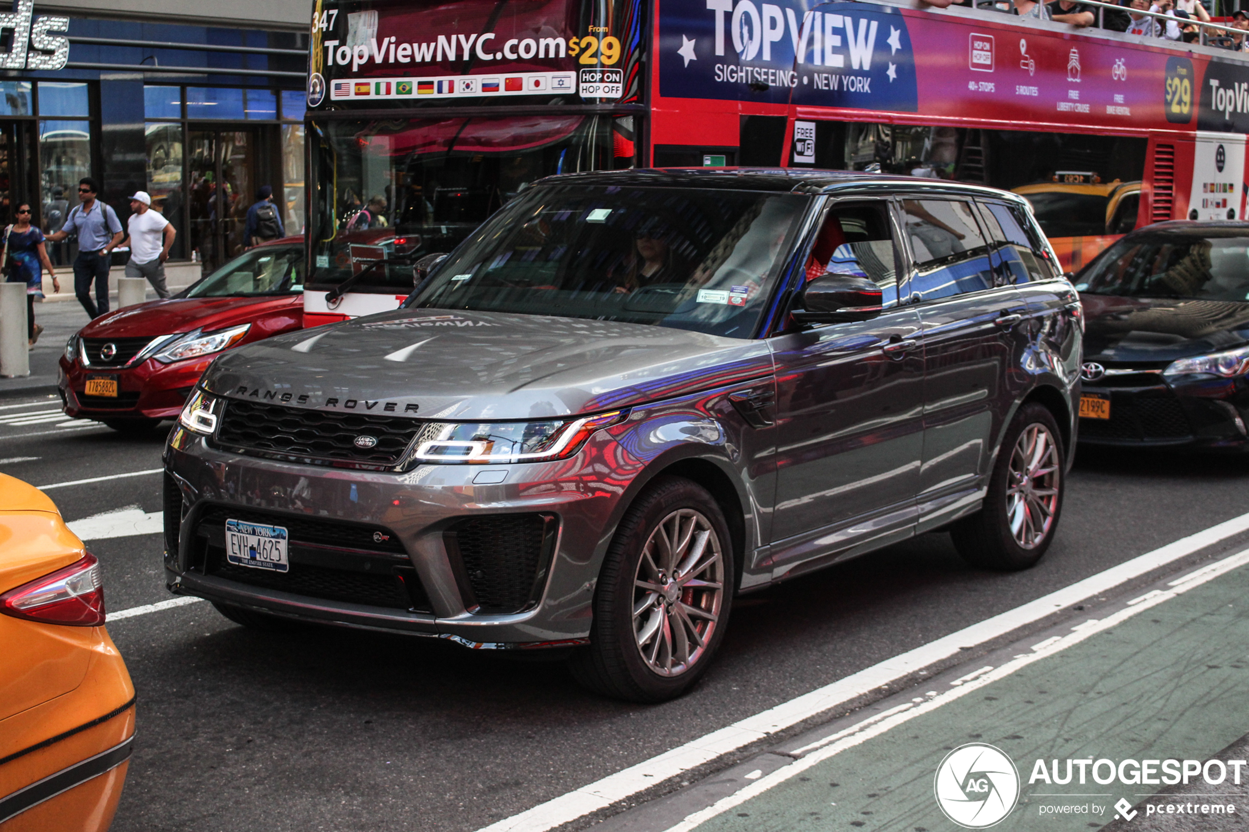 Land Rover Range Rover Sport SVR 2018