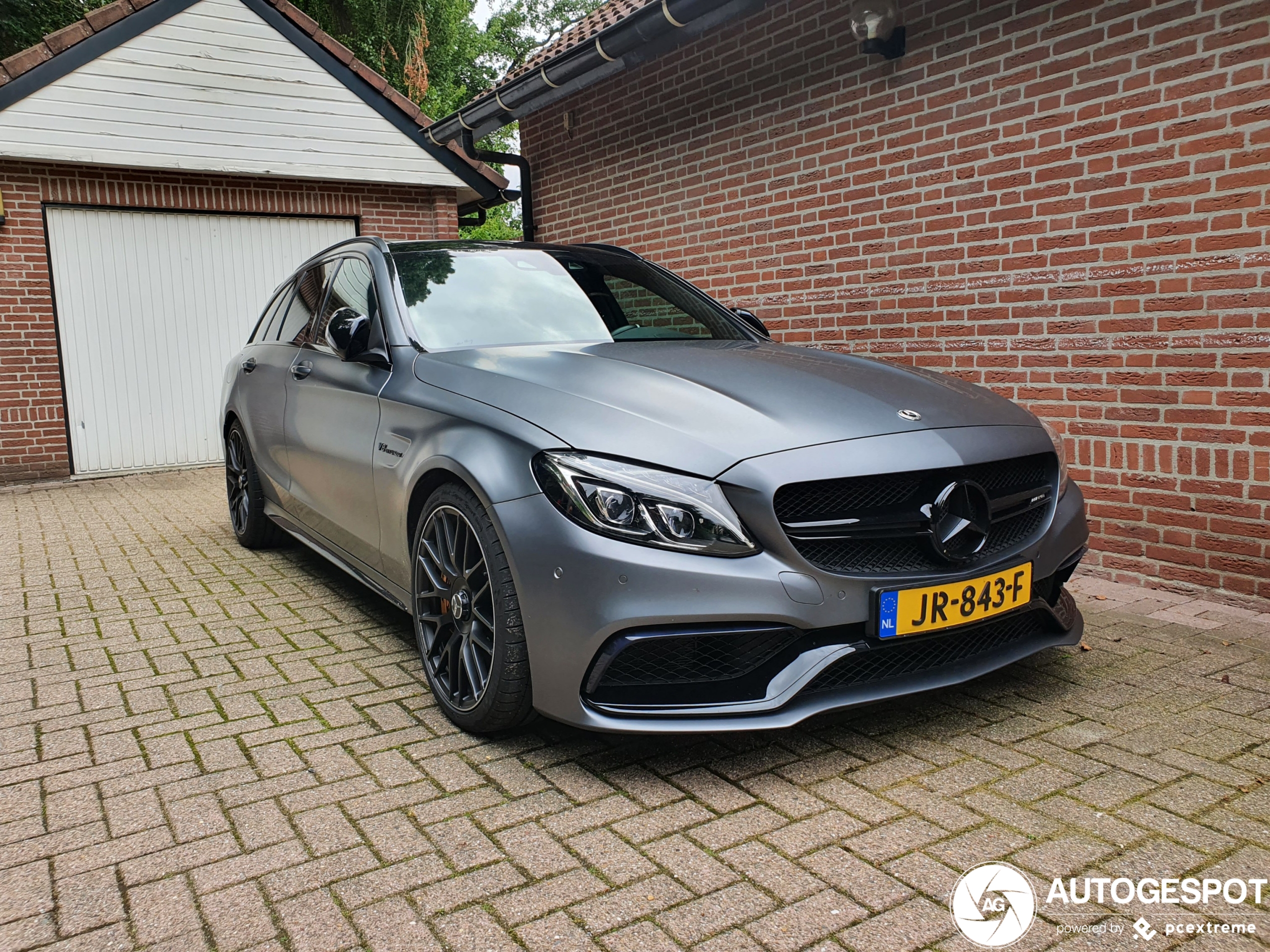 Mercedes-AMG C 63 S Estate S205