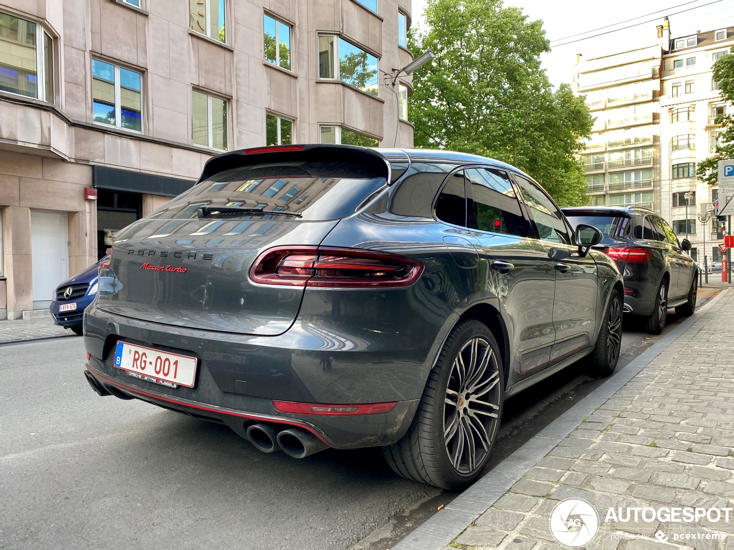 Porsche 95B Macan Turbo Exclusive Performance Edition