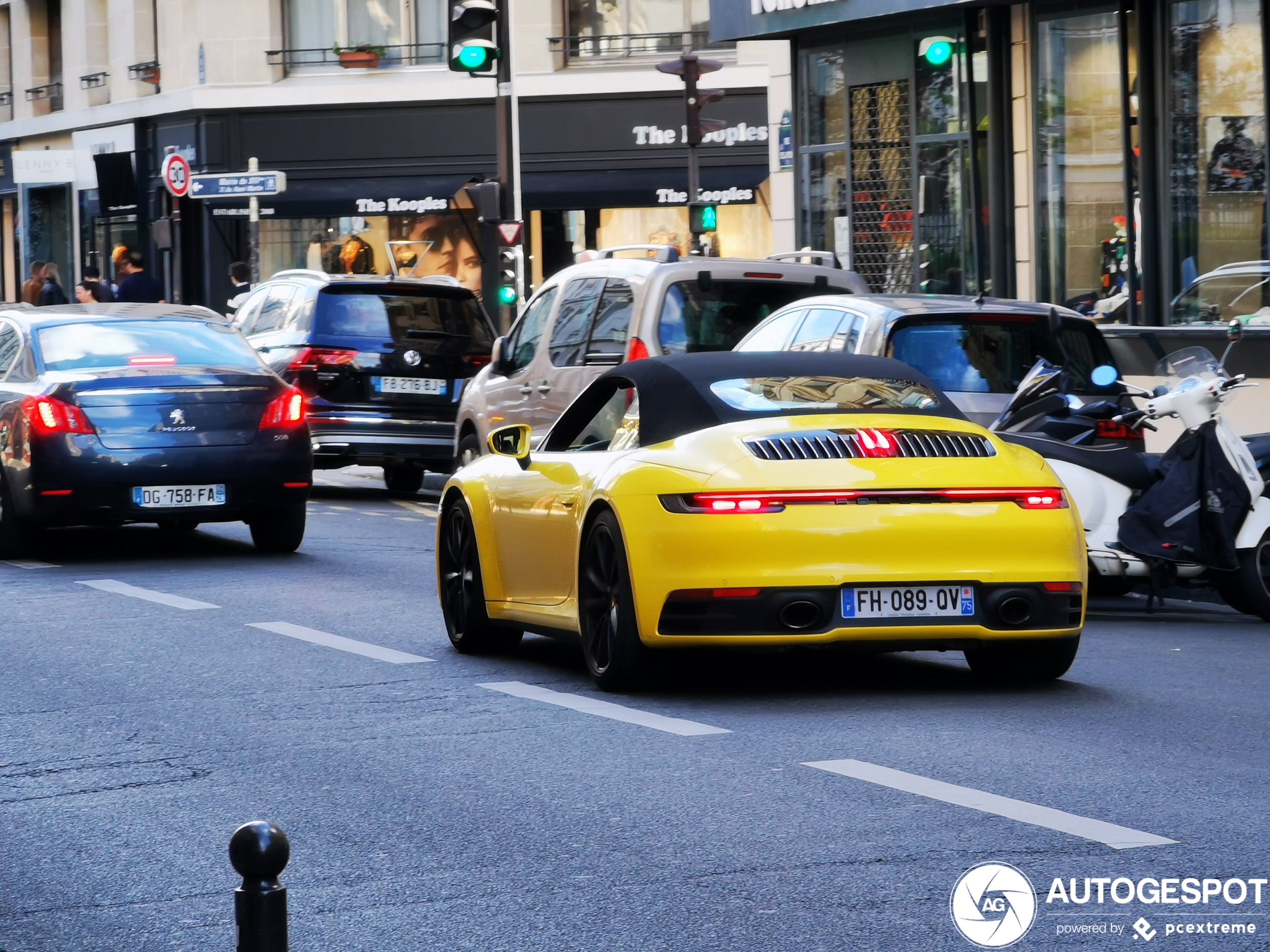 Porsche 992 Carrera 4S Cabriolet