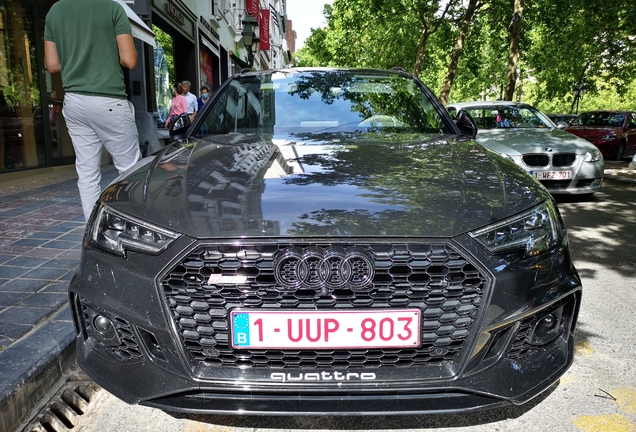 Audi RS4 Avant B9