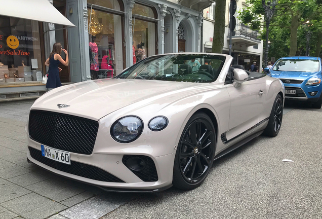 Bentley Continental GTC 2019