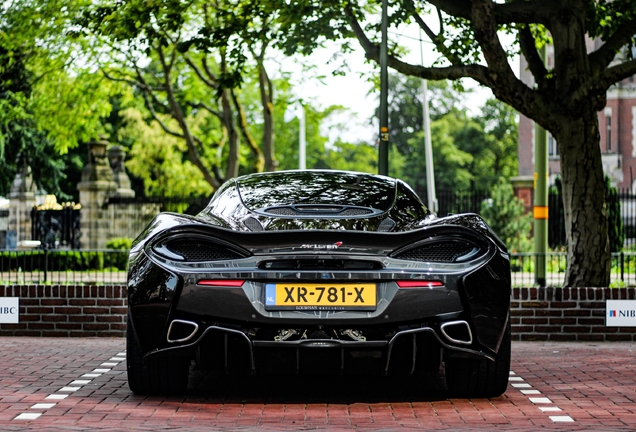 McLaren 570GT