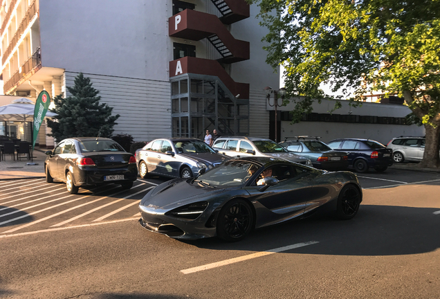 McLaren 720S