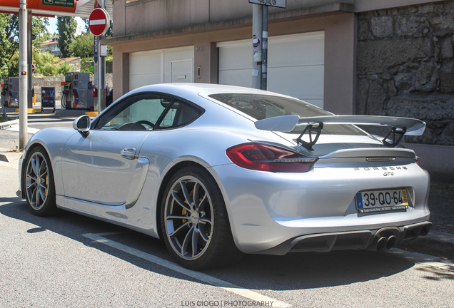 Porsche 981 Cayman GT4