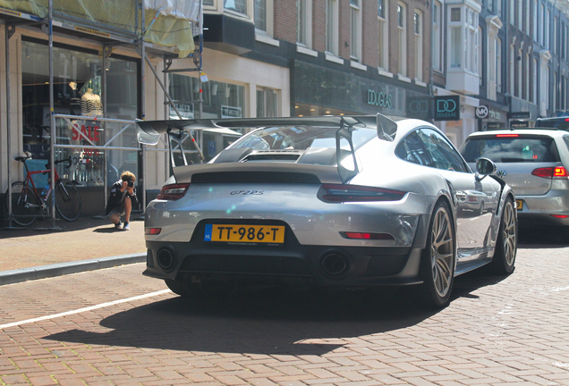 Porsche 991 GT2 RS Weissach Package