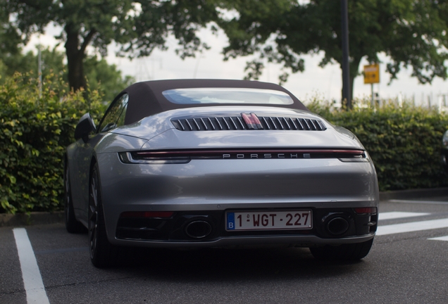 Porsche 992 Carrera 4S Cabriolet