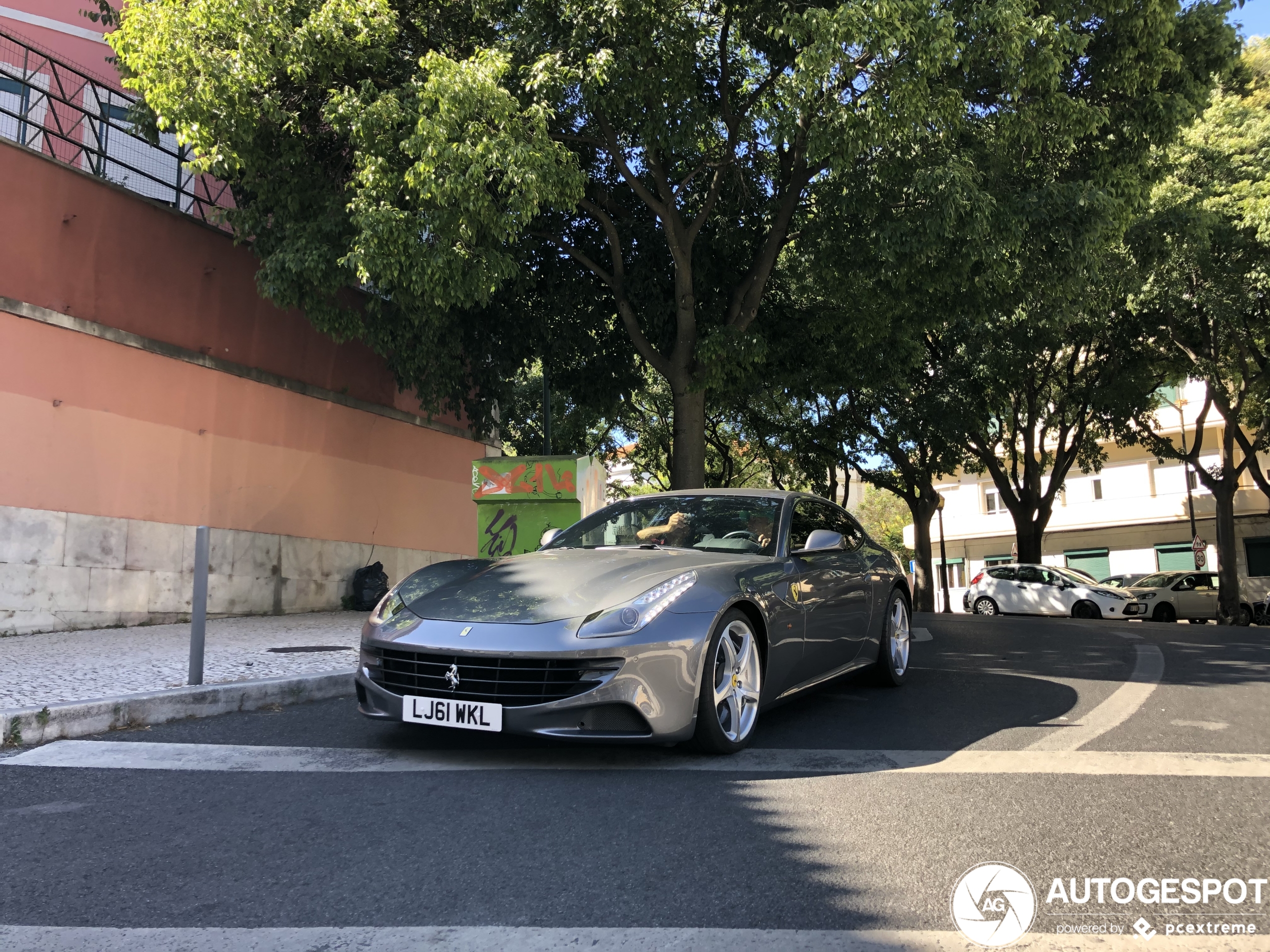 Ferrari FF