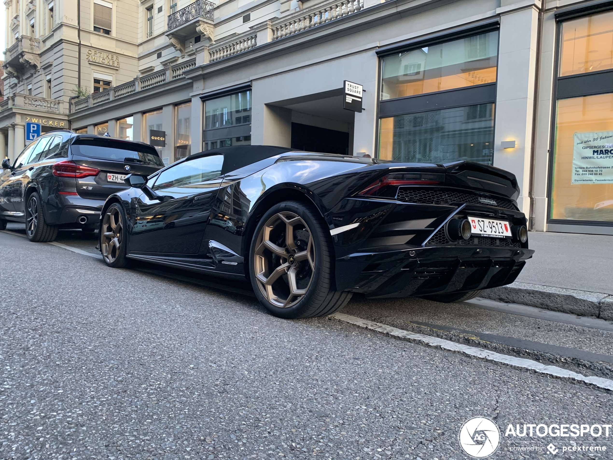 Lamborghini Huracán LP640-4 EVO Spyder