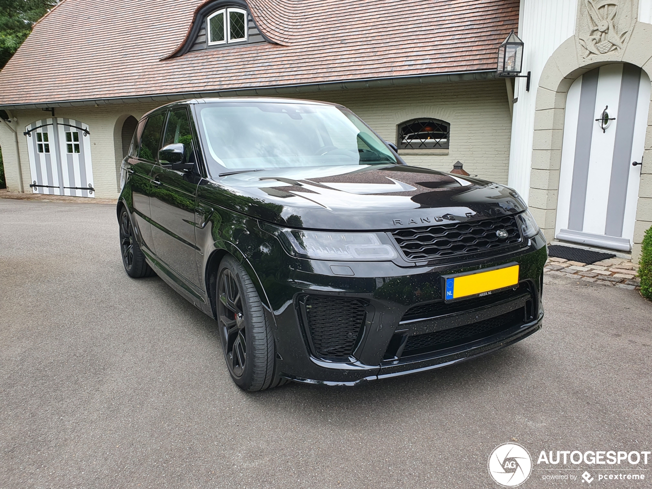 Land Rover Range Rover Sport SVR 2018