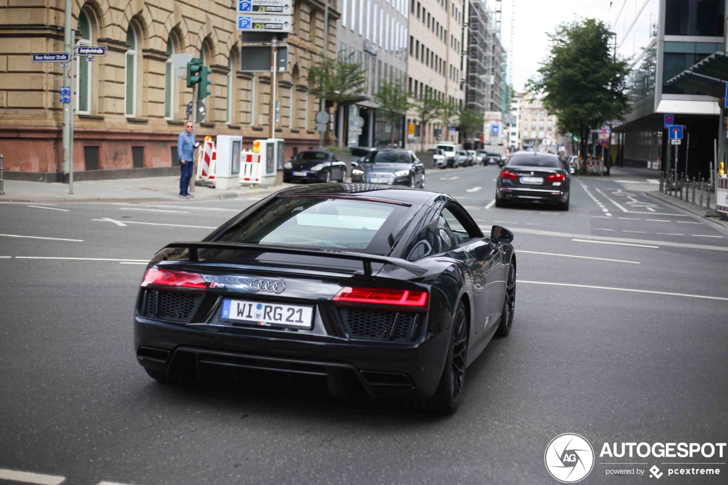 Audi R8 V10 Plus 2015