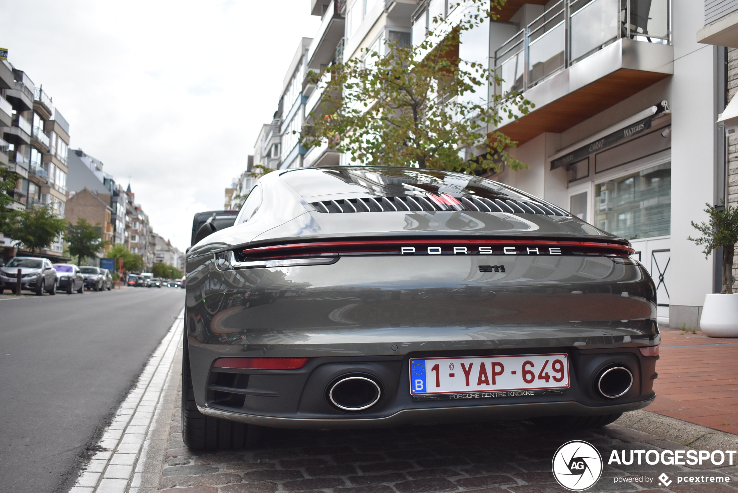 Porsche 992 Carrera 4S