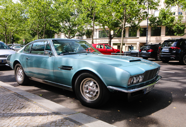 Aston Martin DBS Vantage