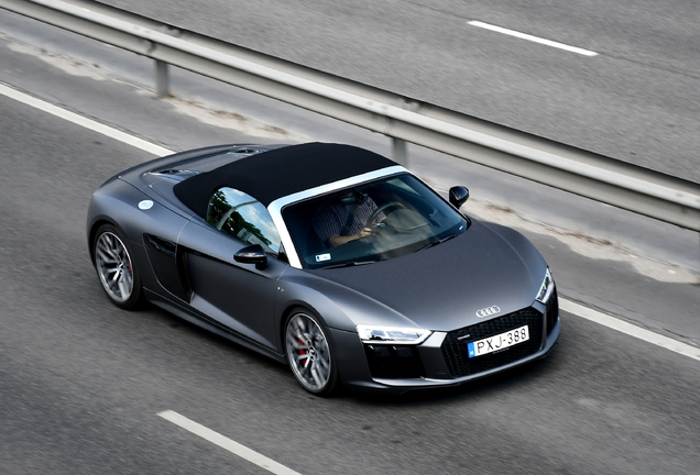 Audi R8 V10 Spyder 2016