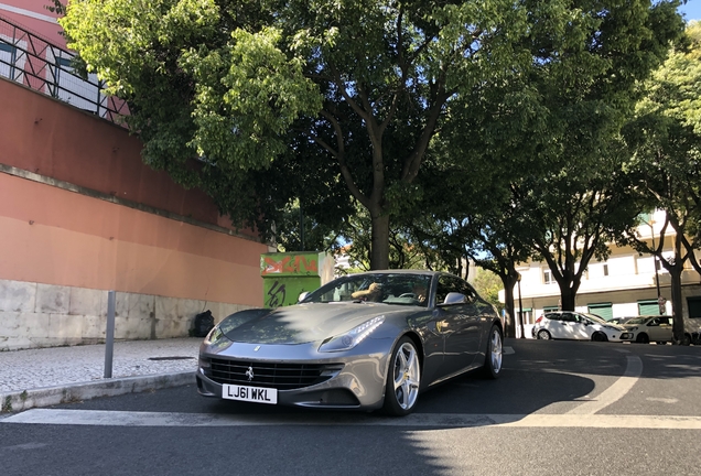 Ferrari FF