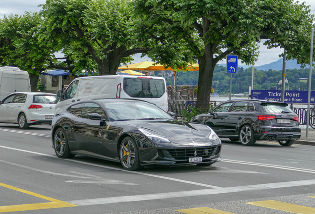 Ferrari GTC4Lusso