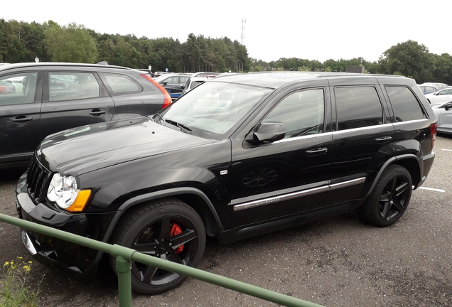 Jeep Grand Cherokee SRT-8 2005