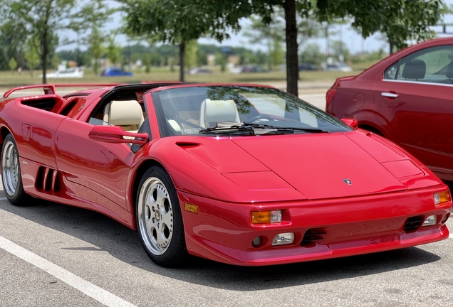 Lamborghini Diablo VT Roadster