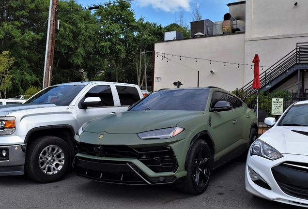 Lamborghini Urus