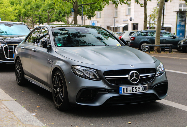 Mercedes-AMG E 63 S W213