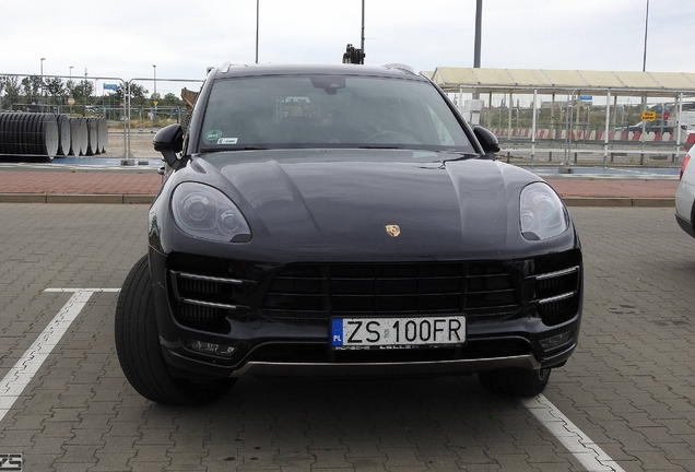 Porsche 95B Macan Turbo