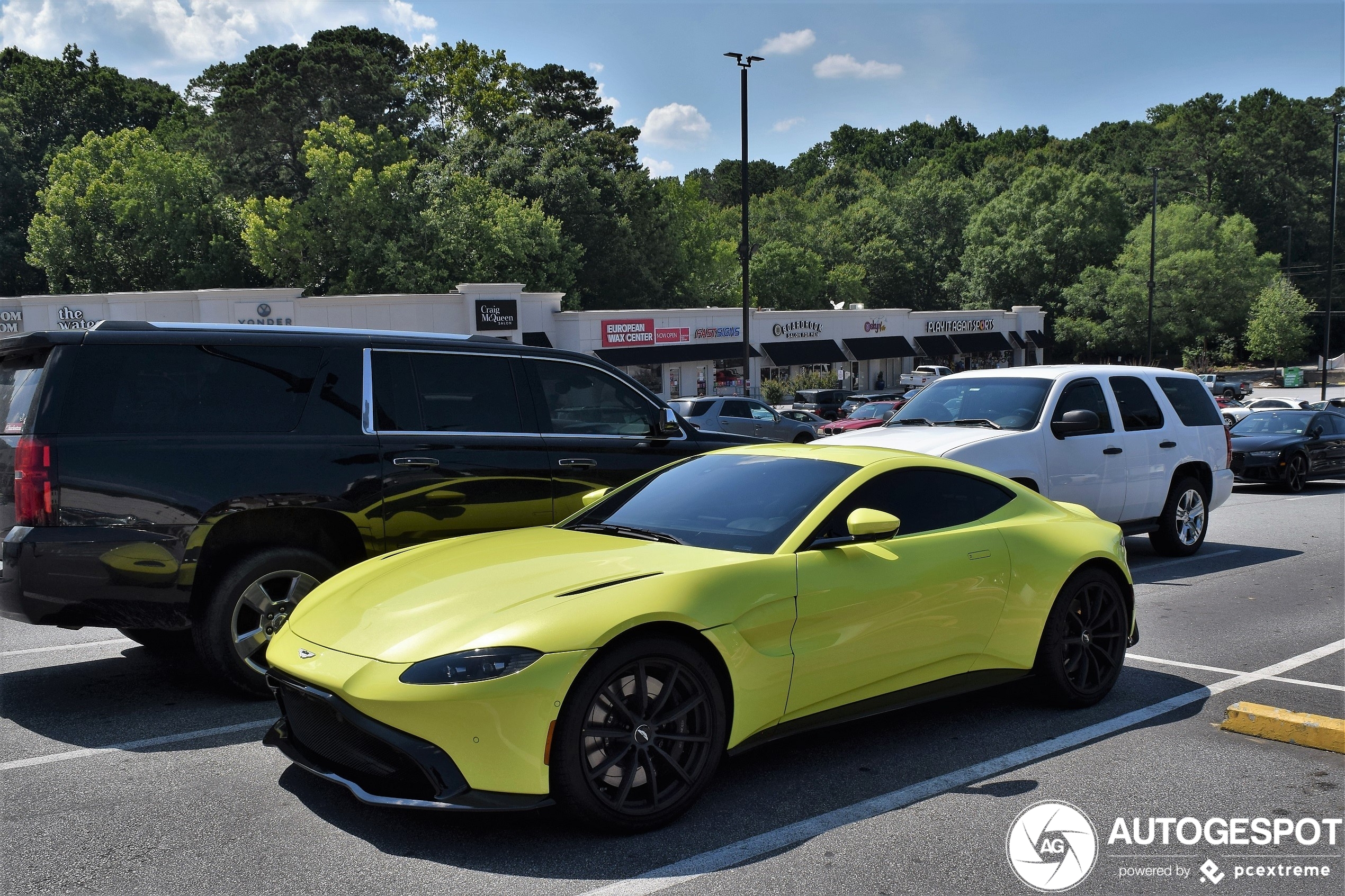 Aston Martin V8 Vantage 2018