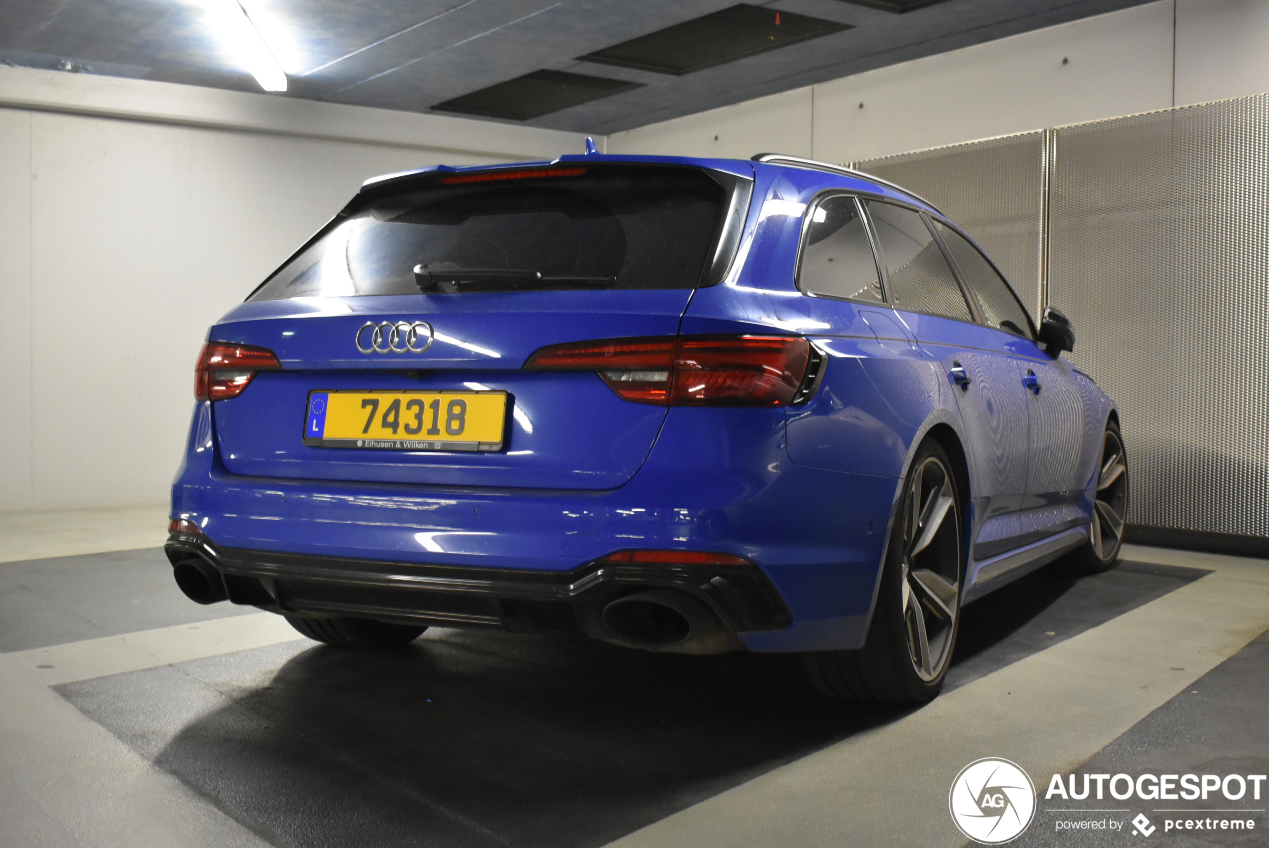 Audi RS4 Avant B9