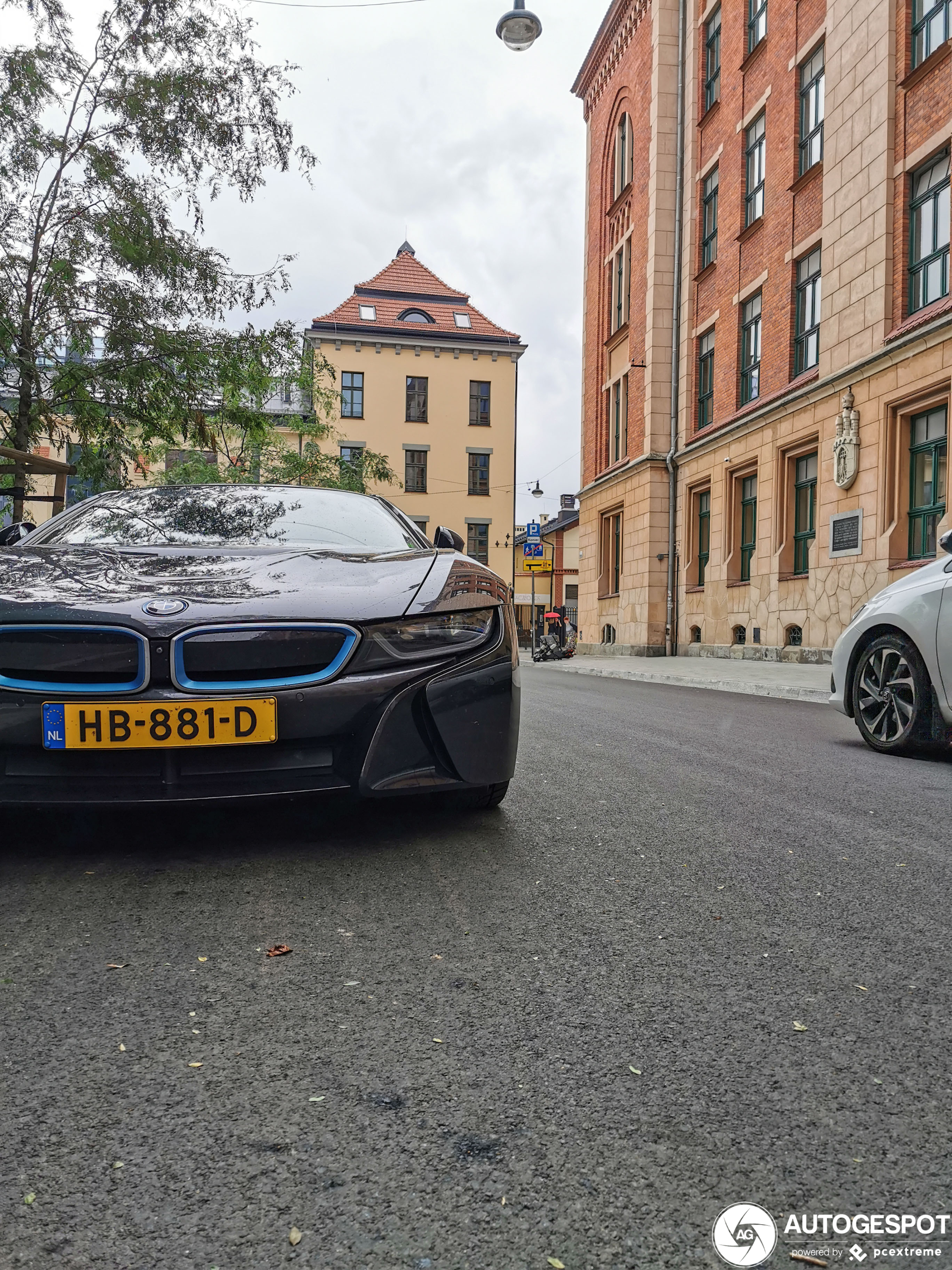 BMW i8