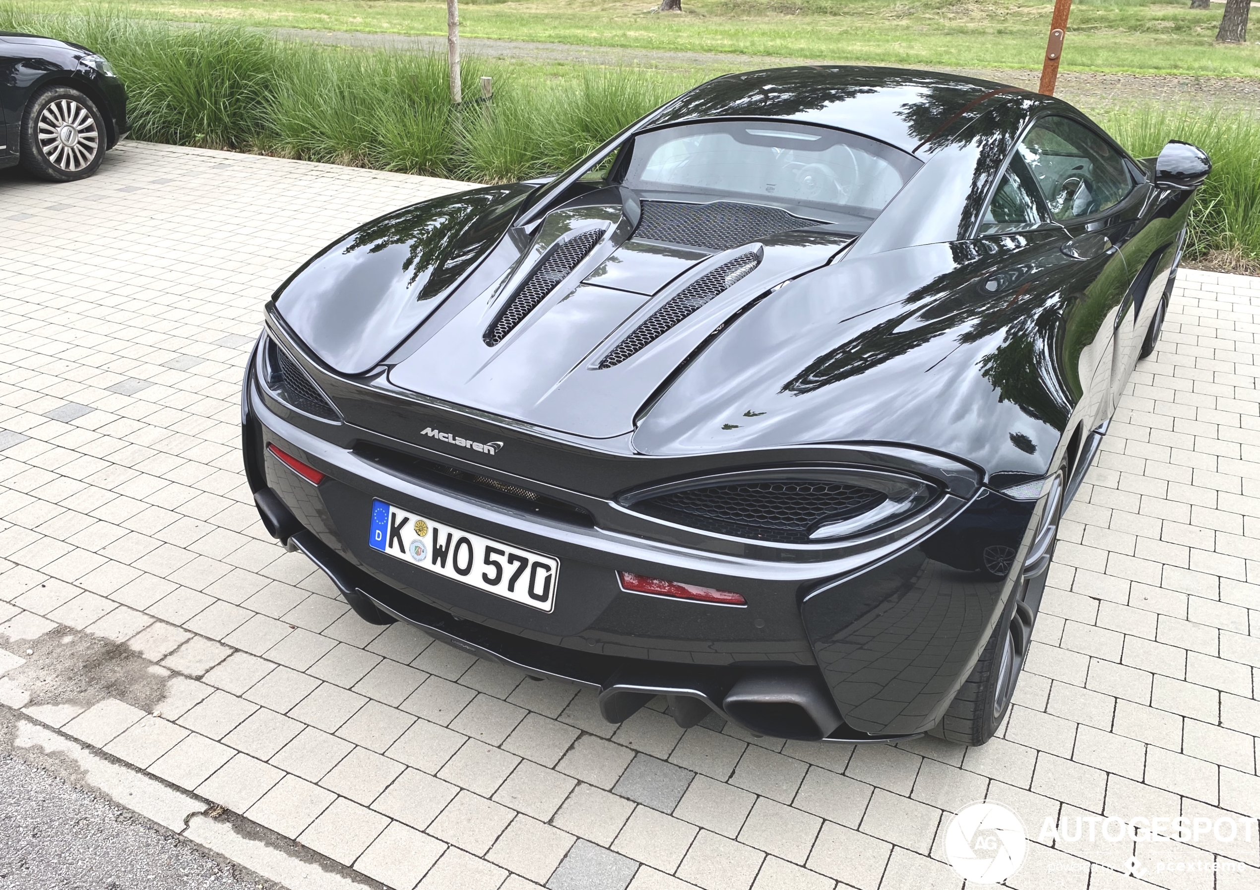 McLaren 570S