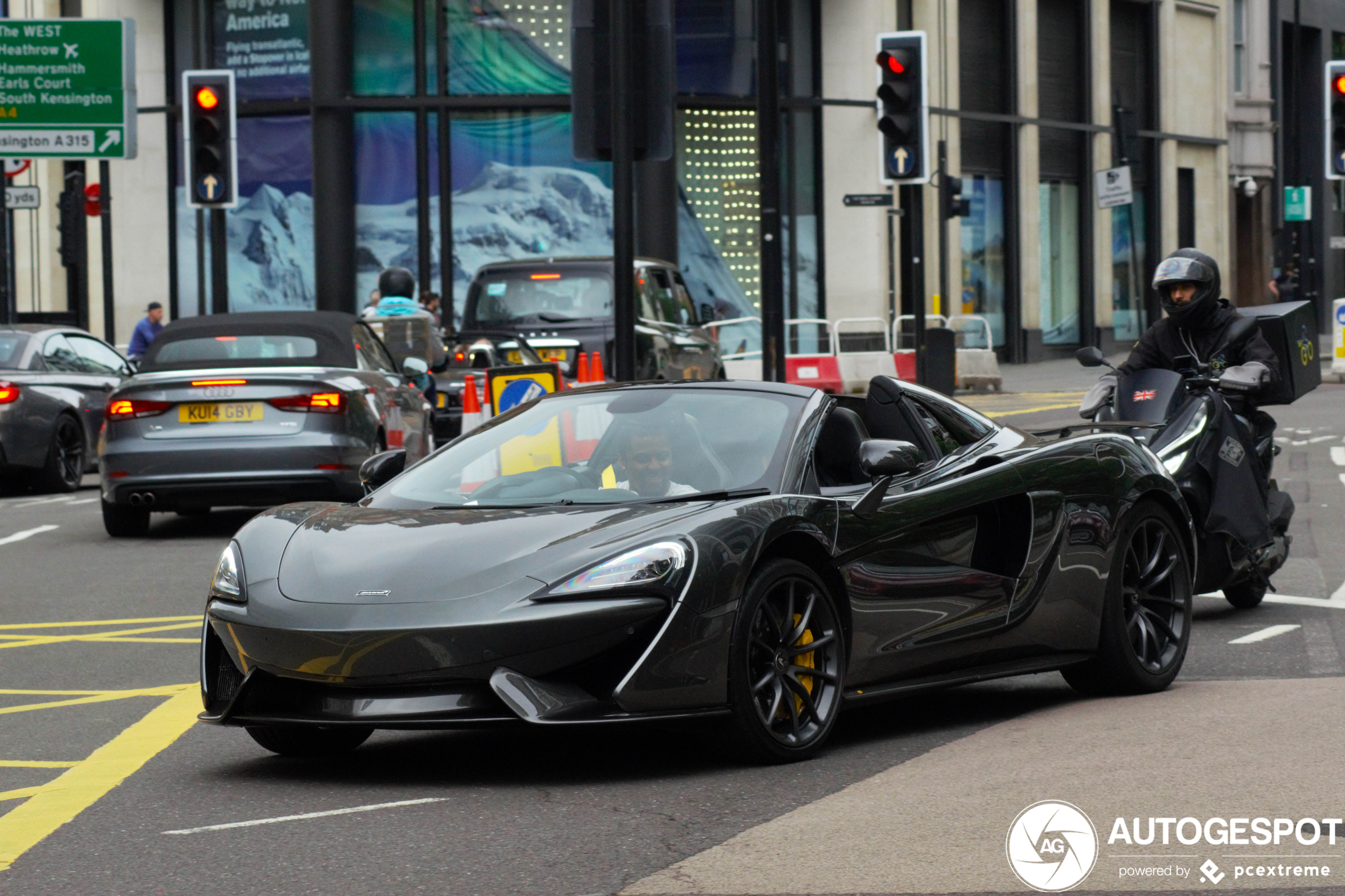 McLaren 570S Spider