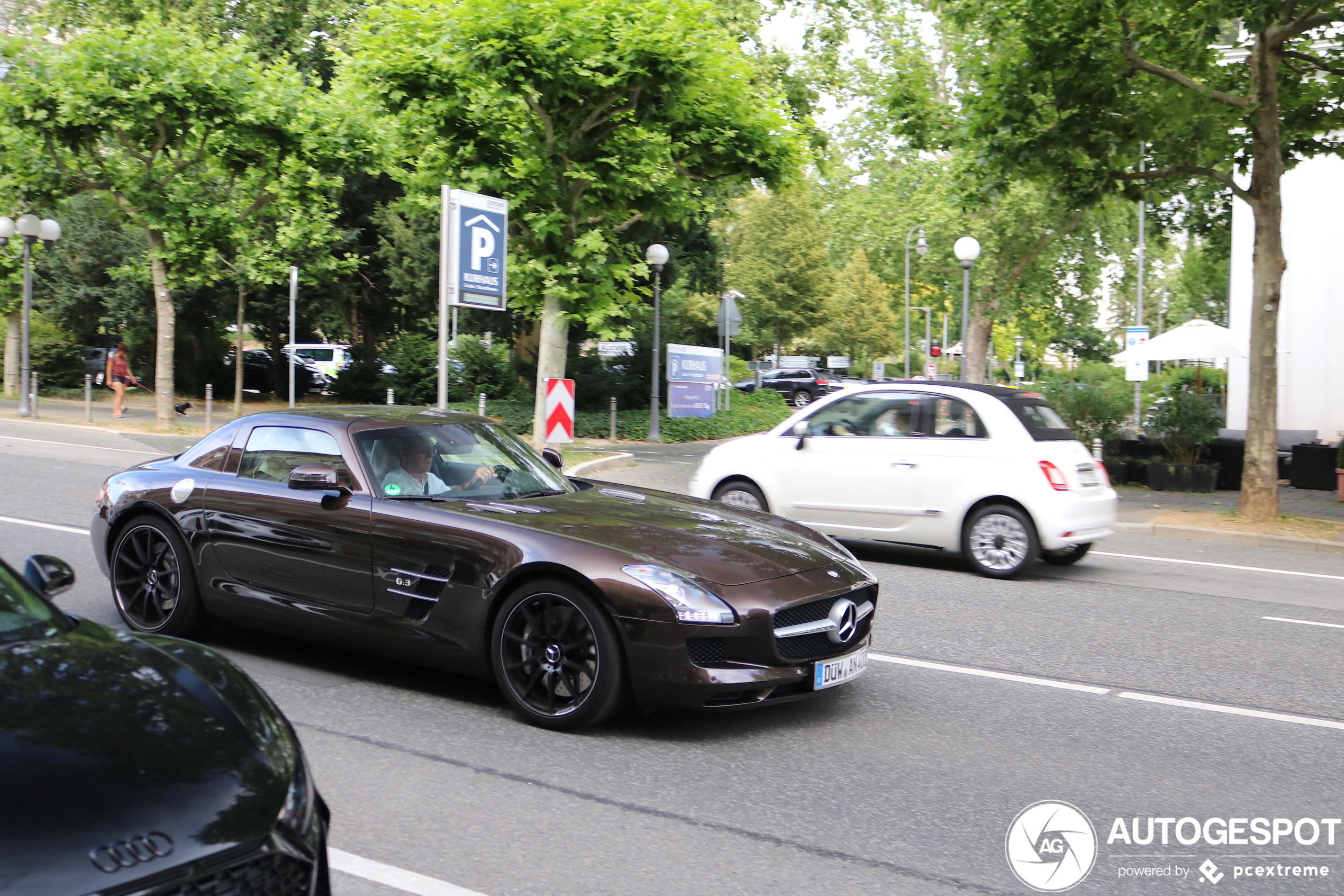 Mercedes-Benz SLS AMG