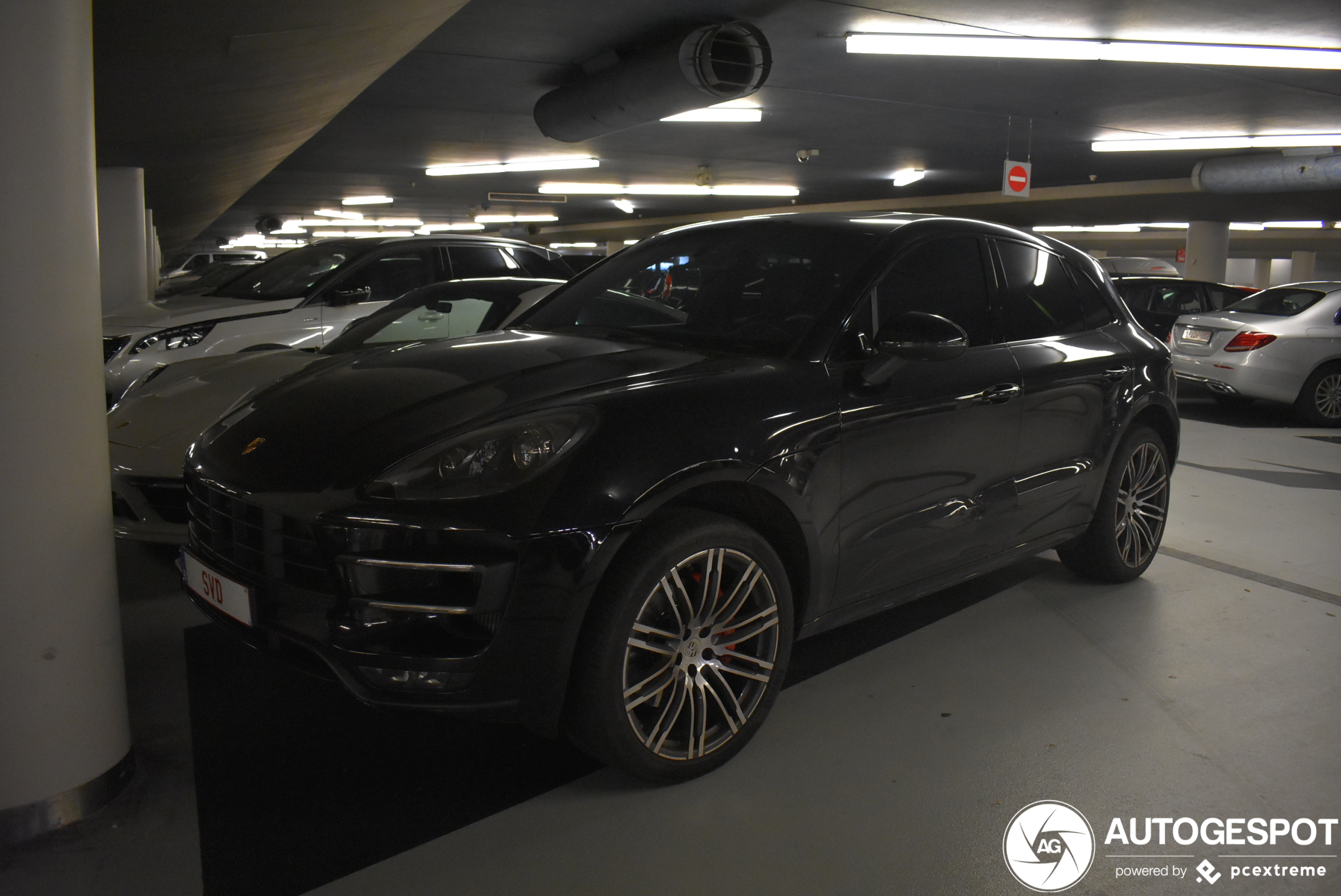 Porsche 95B Macan Turbo