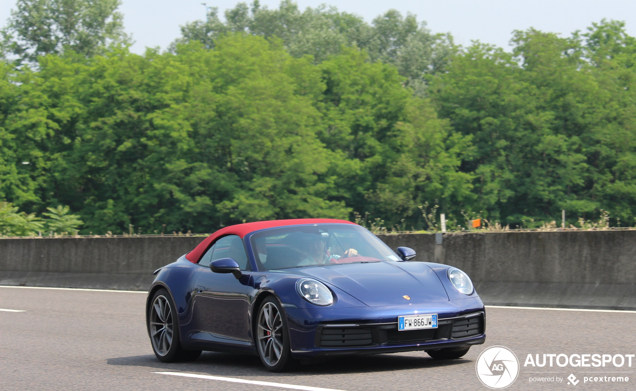 Porsche 992 Carrera S Cabriolet