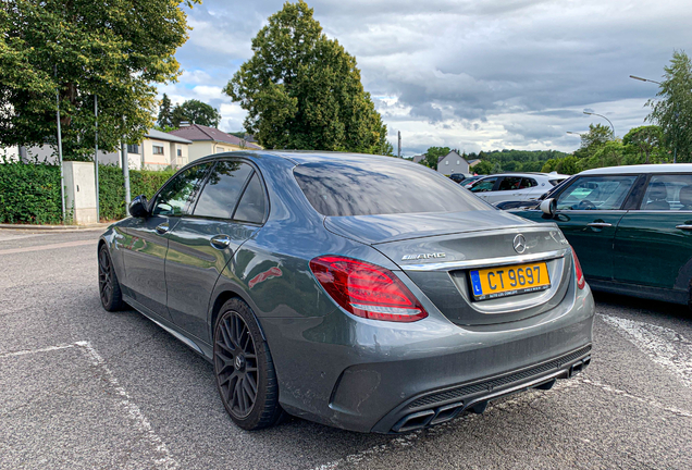 Mercedes-AMG C 63 S W205