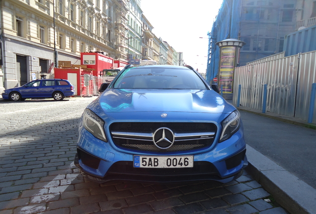 Mercedes-Benz GLA 45 AMG X156