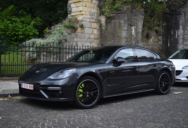 Porsche 971 Panamera Turbo S E-Hybrid