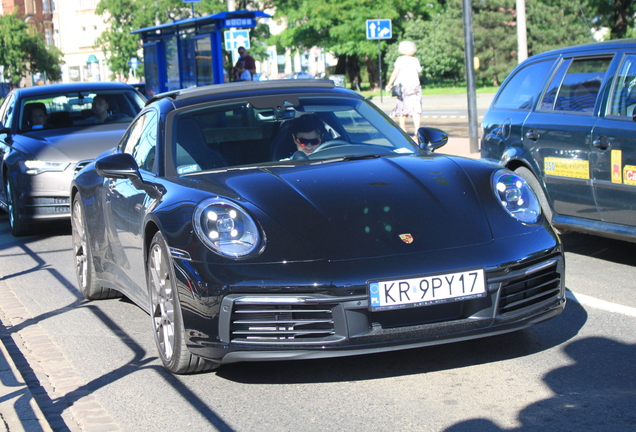 Porsche 992 Carrera 4S