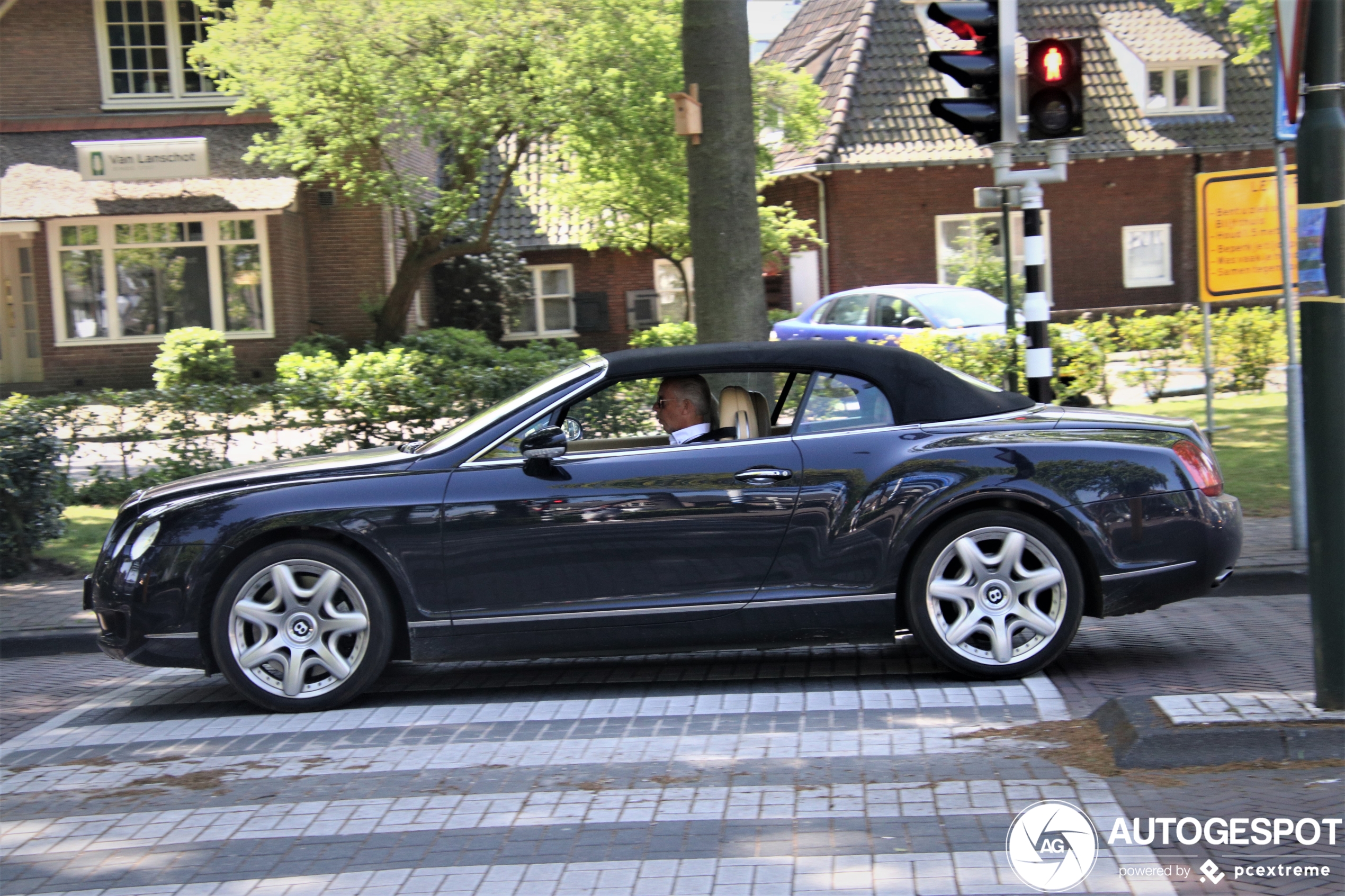 Bentley Continental GTC