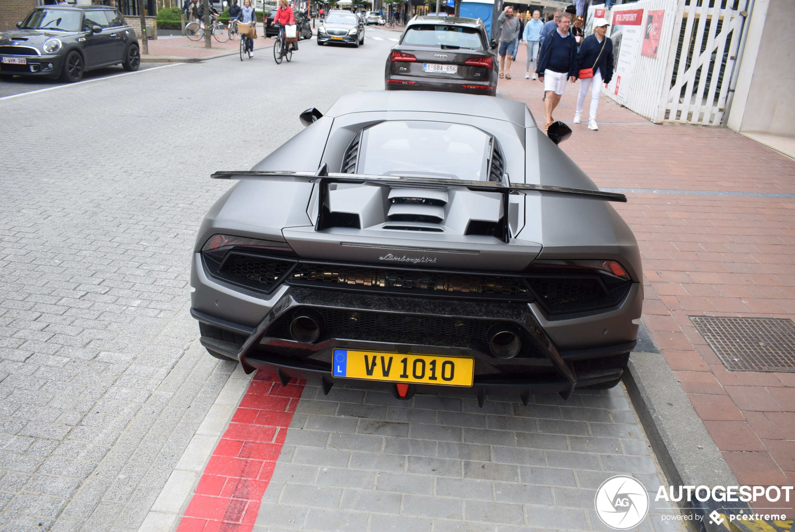 Lamborghini Huracán LP640-4 Performante