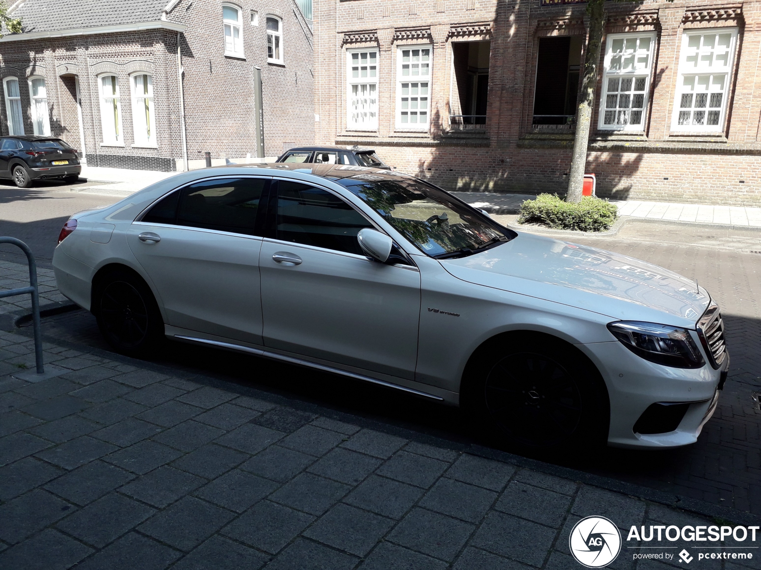 Mercedes-Benz S 63 AMG V222