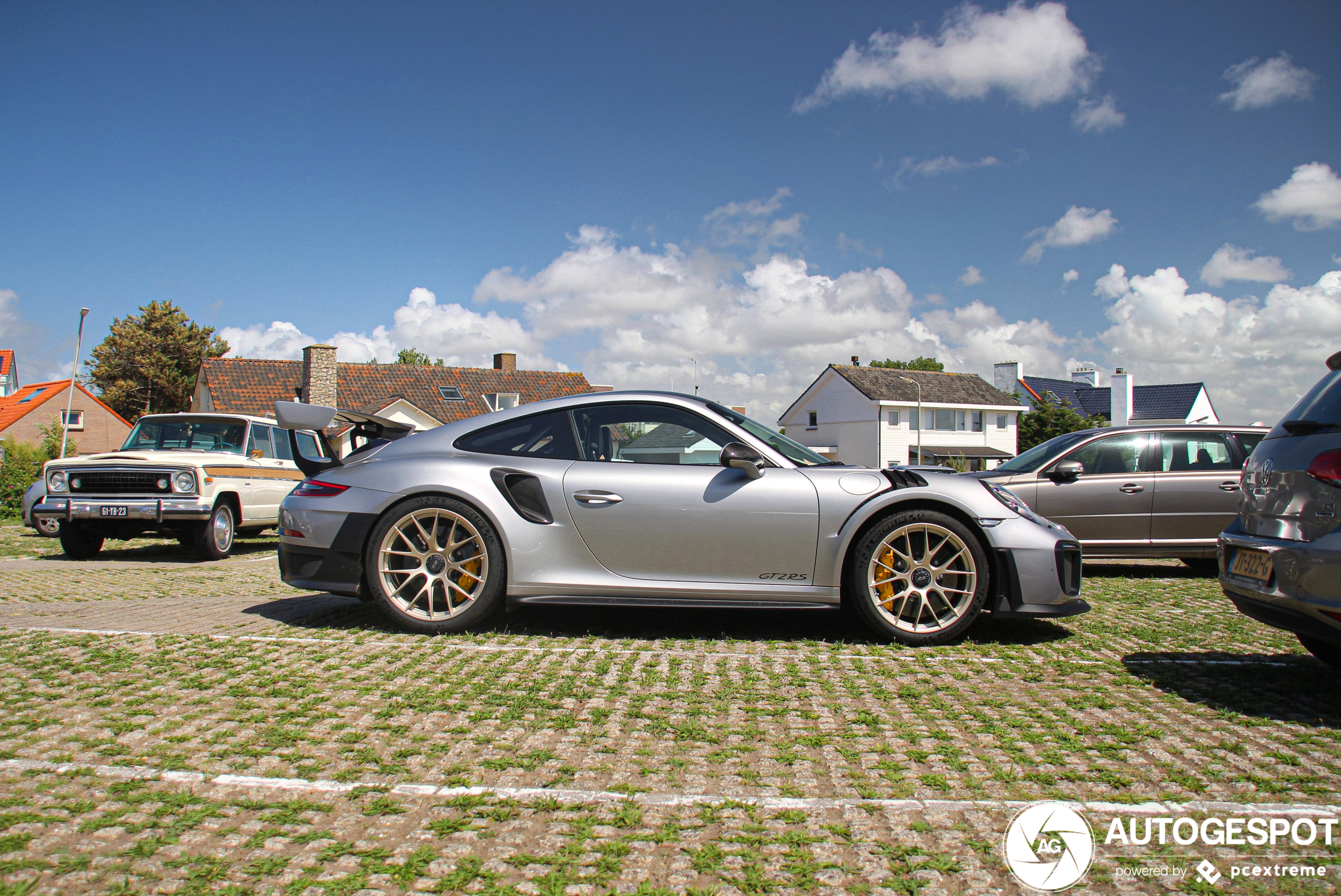 Porsche 991 GT2 RS Weissach Package