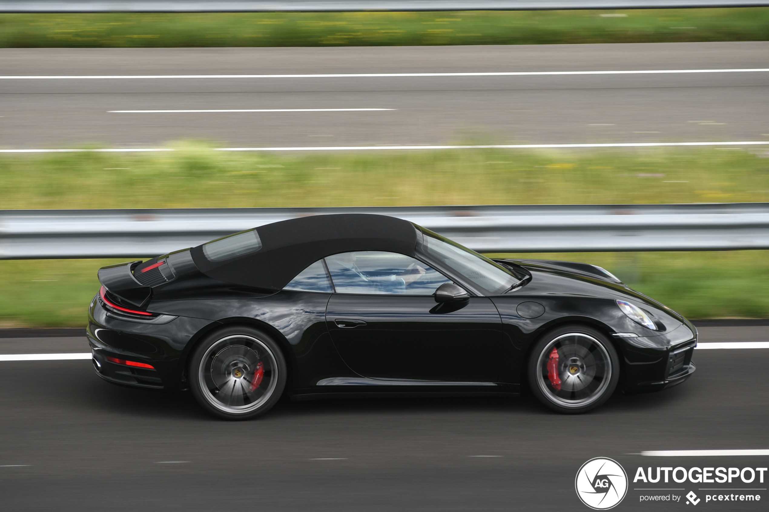 Porsche 992 Carrera S Cabriolet