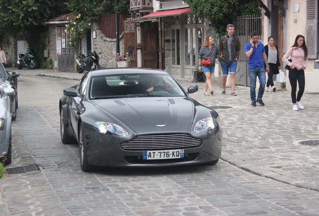 Aston Martin V8 Vantage