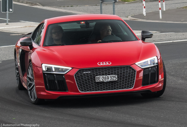 Audi R8 V10 Plus 2015