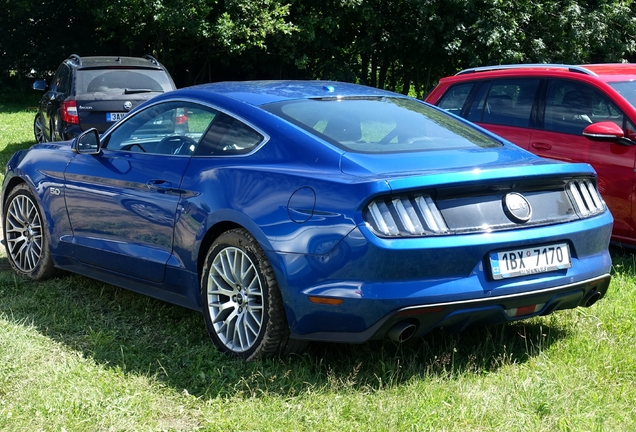 Ford Mustang GT 2015