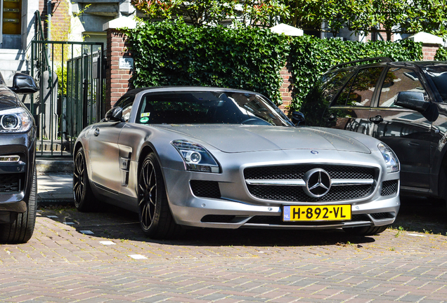 Mercedes-Benz SLS AMG Roadster