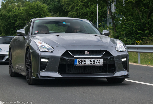 Nissan GT-R 2017