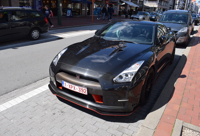 Nissan GT-R