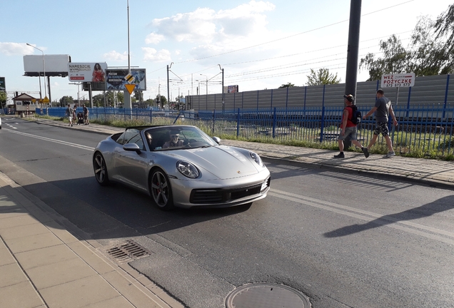 Porsche 992 Carrera 4S Cabriolet