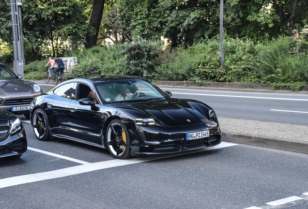 Porsche Taycan Turbo S